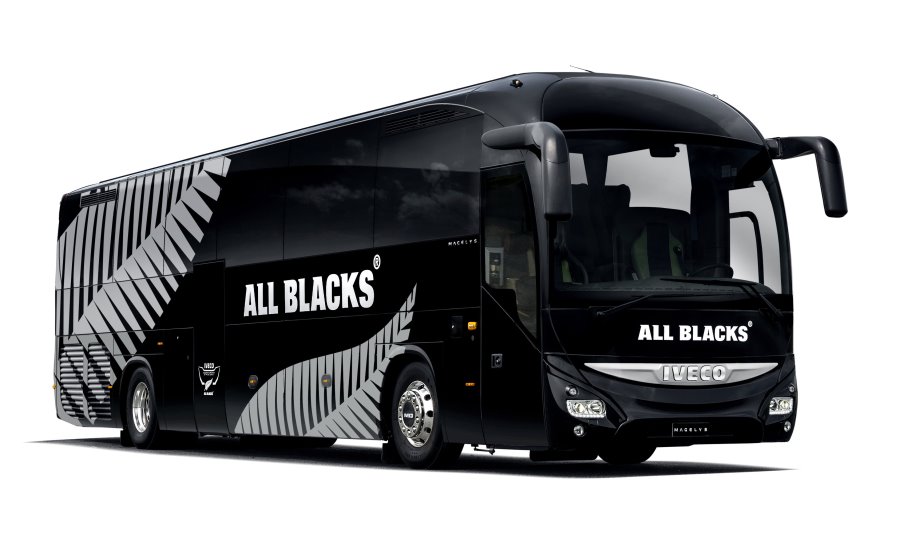 iveco-all-blacks-2